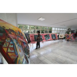Assembleia Legislativa do Paraná promove exposição artística Favela Na Arte